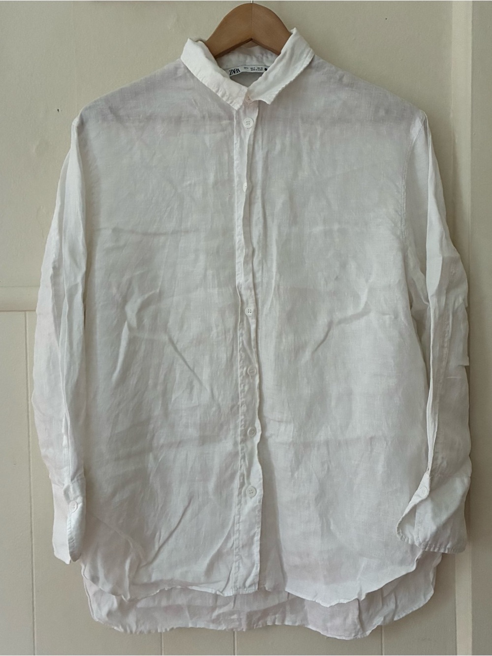 White Linen Button-Up Shirt - Classic